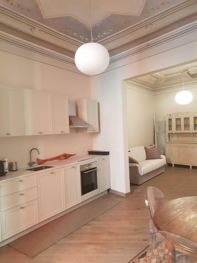 Апартаменты La Piccola Casa Di Ubs Сестри-Леванте Экстерьер фото